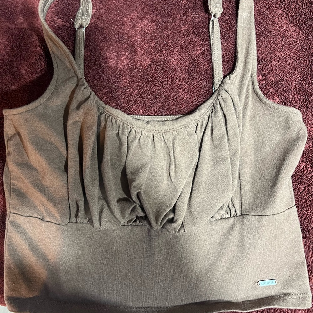 brown scrunched front hollister tank